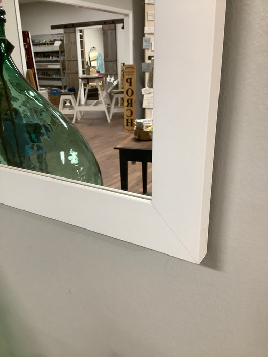 White wood frame mirror