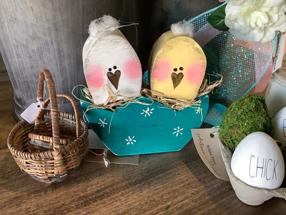 Chicks and egg wood set