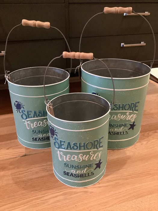 Seashore treasures bucket