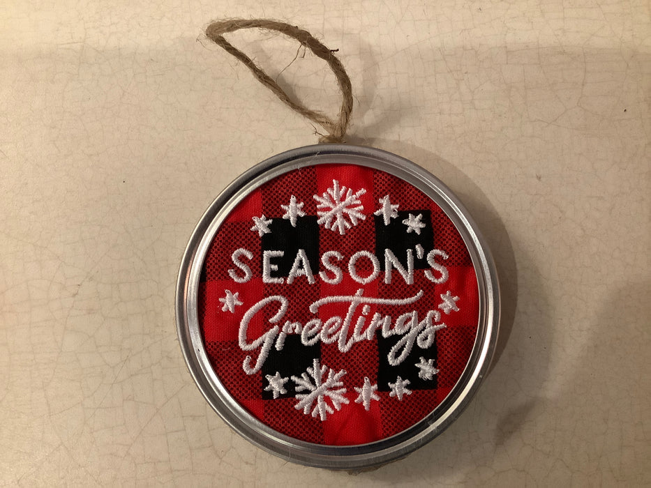 Mason jar lid ornaments