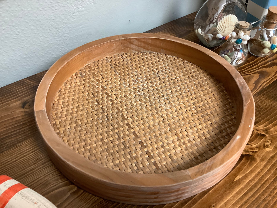 Cane and wood tray
