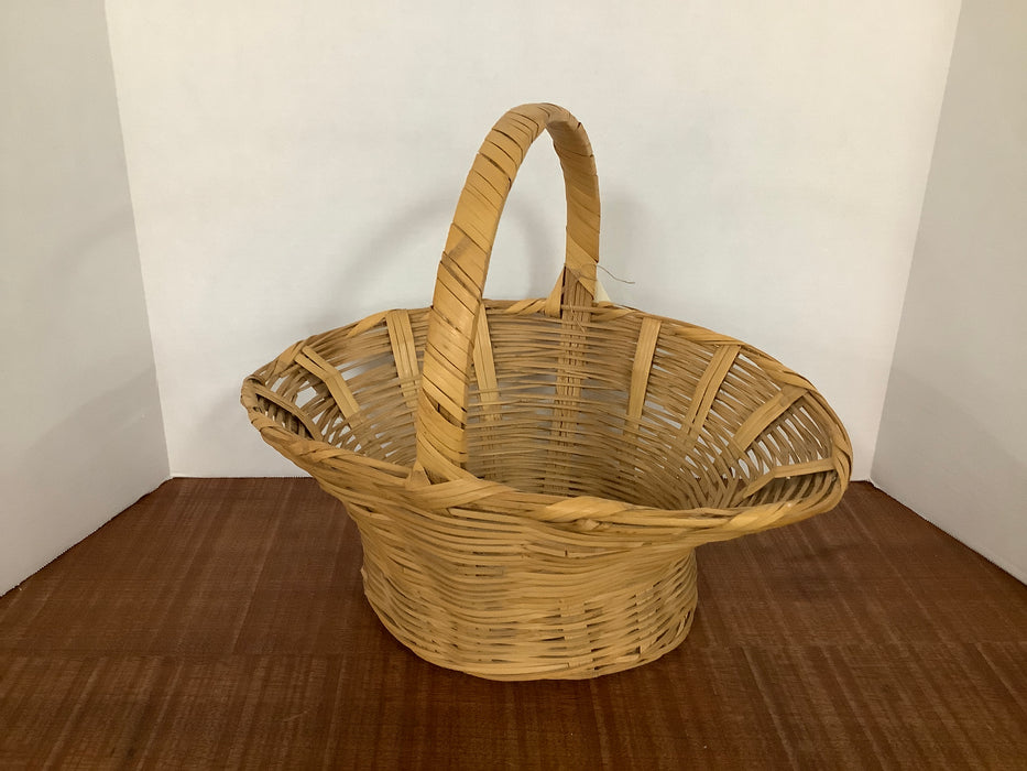 Vintage rimmed gathering basket