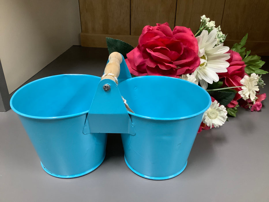 Turquoise metal 2 pot holder