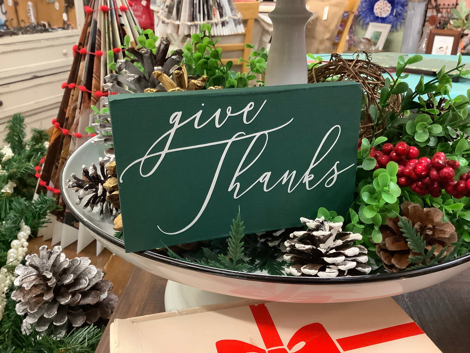 Wood sign - give thanks