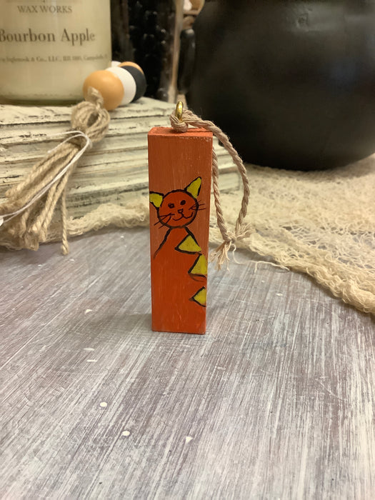 Mini painted wood pumpkins