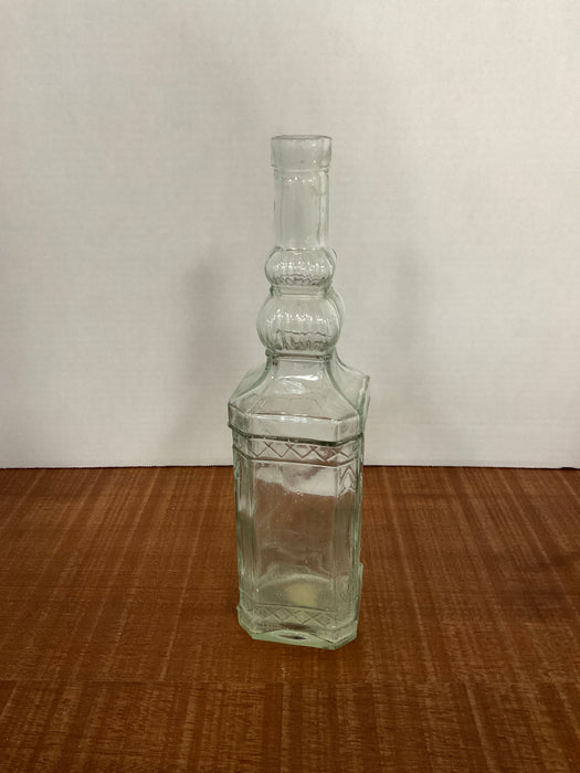 Square shape clear bottle