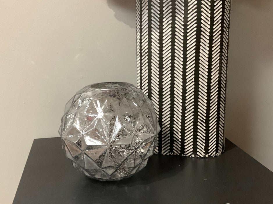 Glass geometric vase