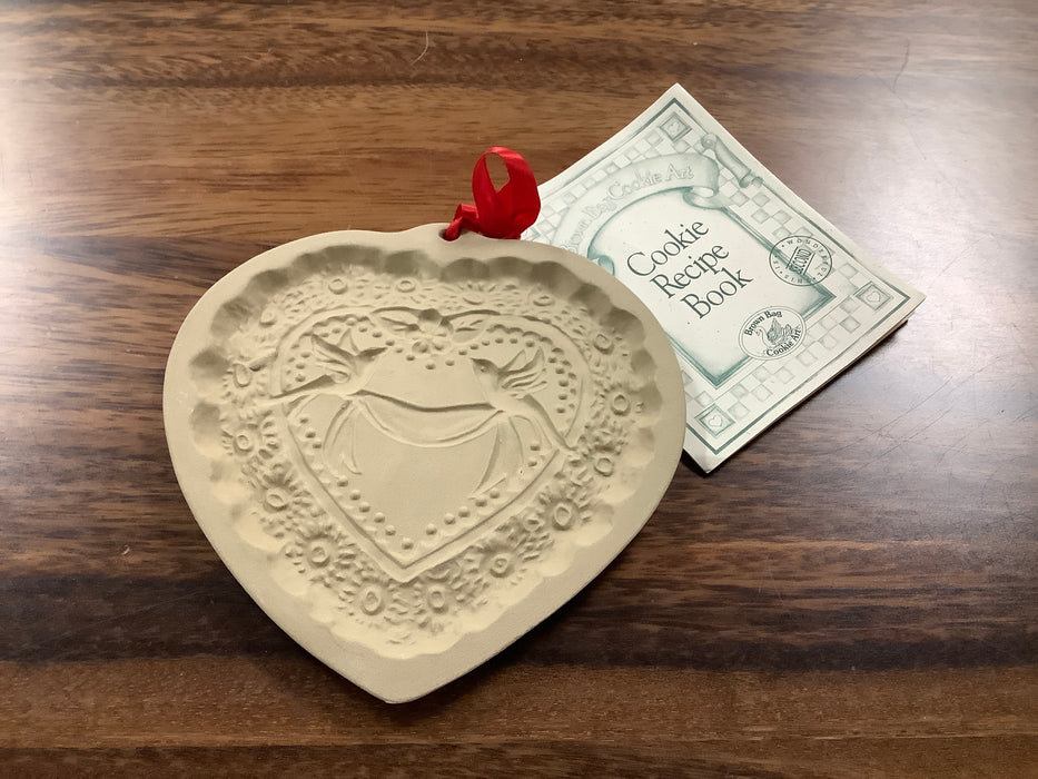 Decorative heart shaped cookie mold